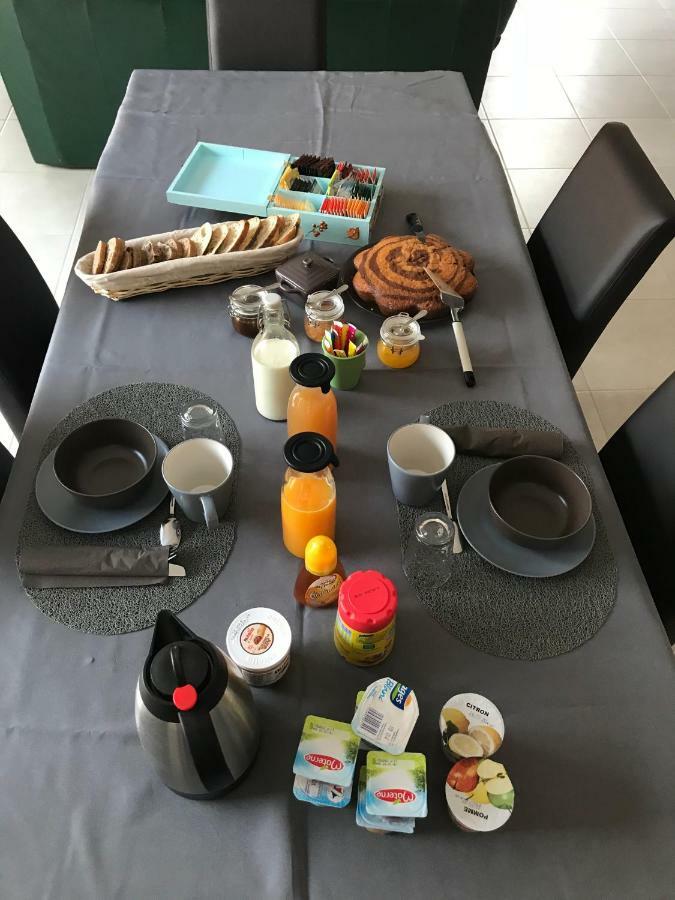 Chambres D'Hotes, B&B Climatisees La Borrellienne Saint-Maximin-la-Sainte-Baume Ngoại thất bức ảnh
