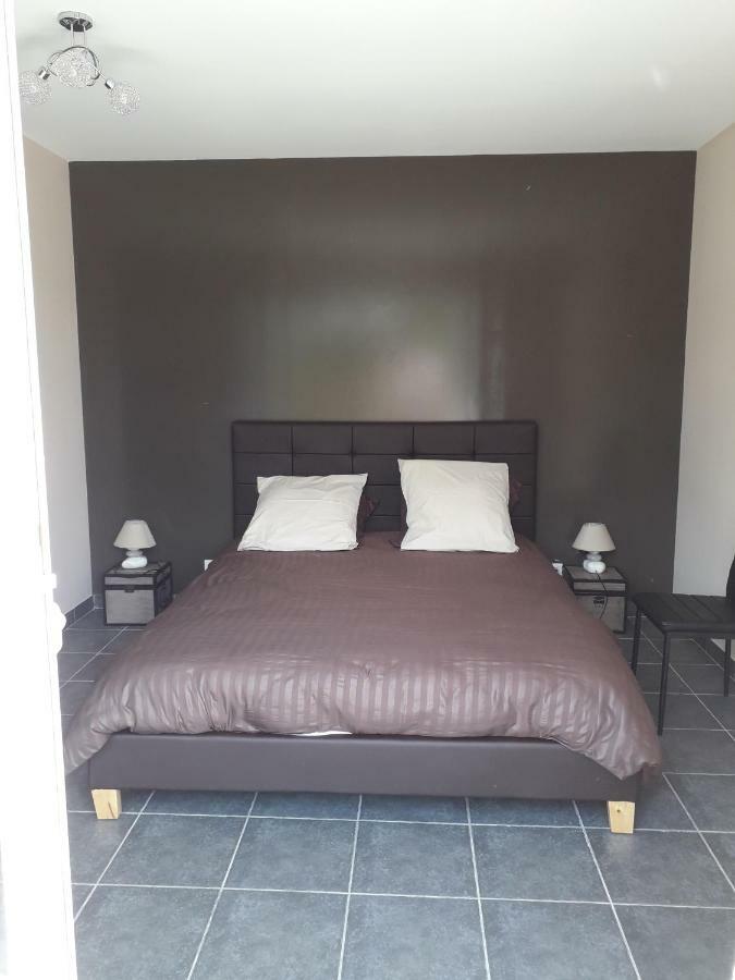 Chambres D'Hotes, B&B Climatisees La Borrellienne Saint-Maximin-la-Sainte-Baume Ngoại thất bức ảnh
